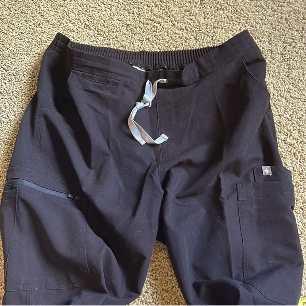 Figs black scrubs. Women’s size M worn just a few times.